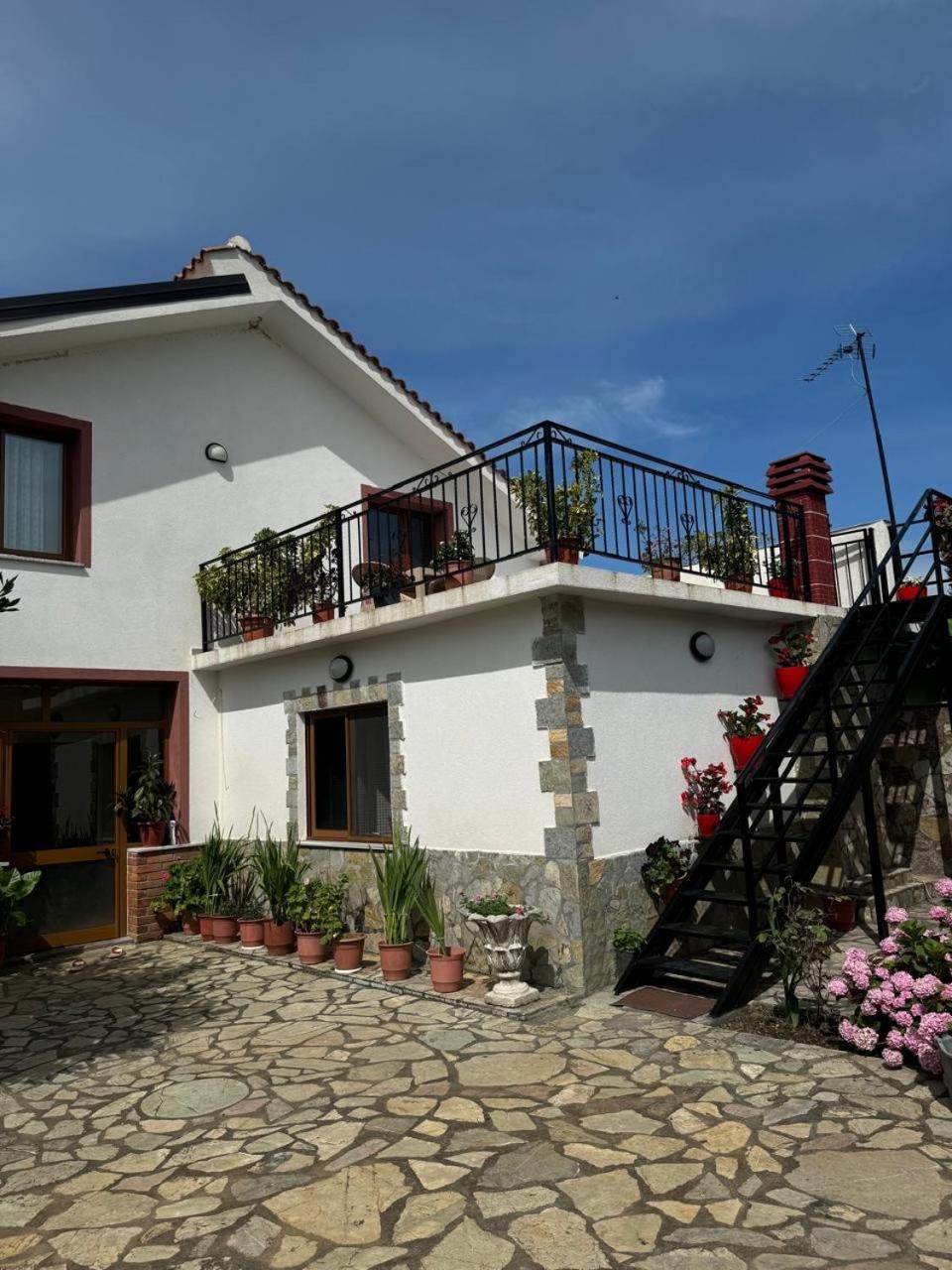 Villa Zefi Rrenc Papaj Exterior photo