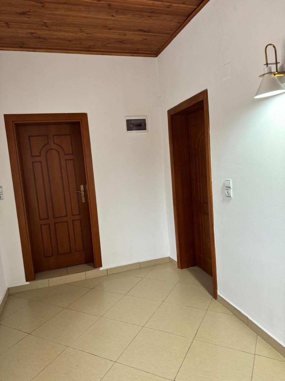 Villa Zefi Rrenc Papaj Exterior photo